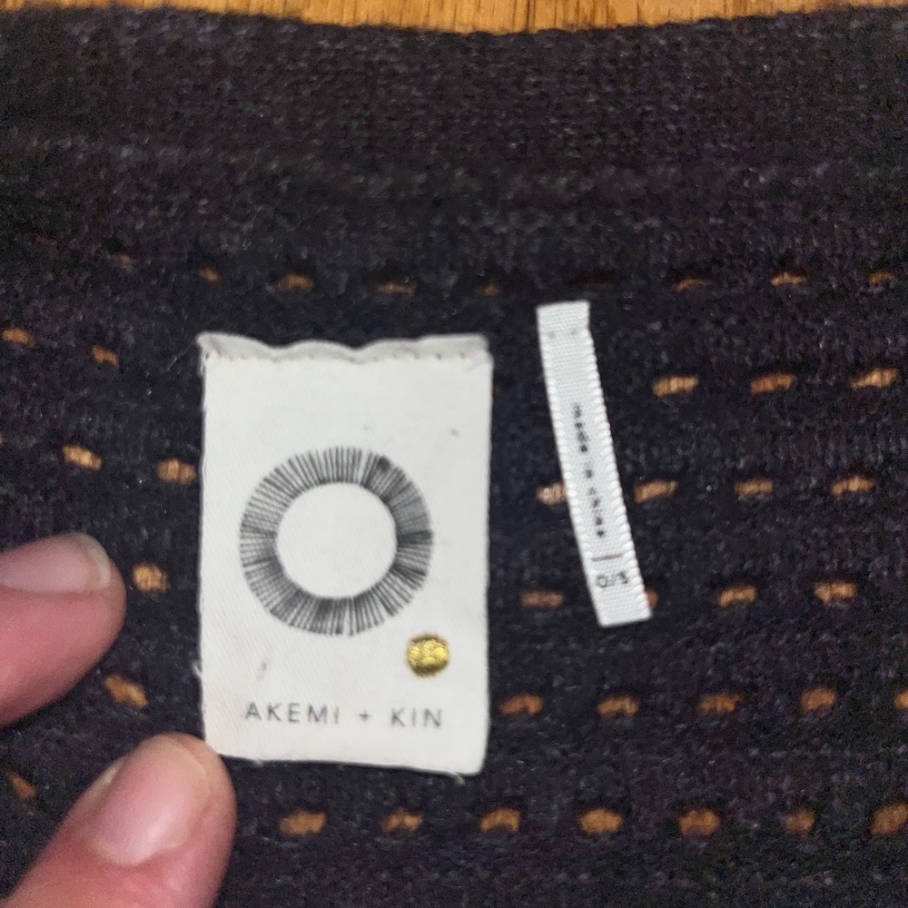 Akemi + Kin Cardigan - Picture 3 of 6
